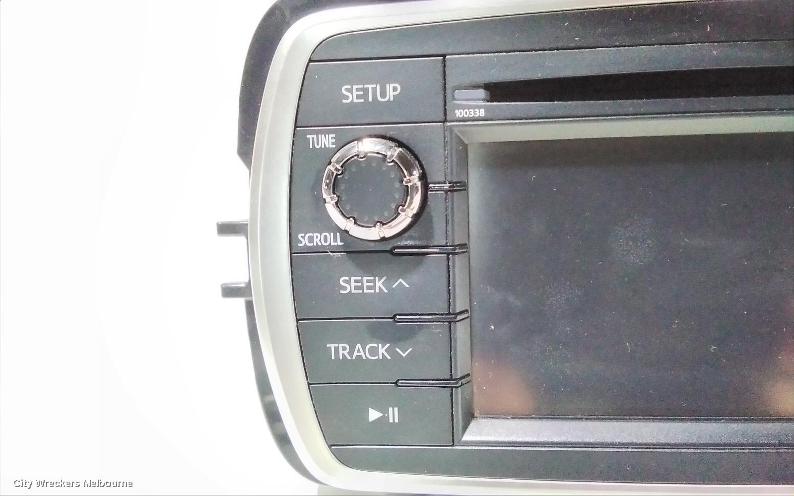 TOYOTA YARIS RADIO/CD/DVD/SAT/TV, SINGLE DISC CD PLAYER (P/N ON FACE 100338), NCP13#, 08/2011 - 12/2019