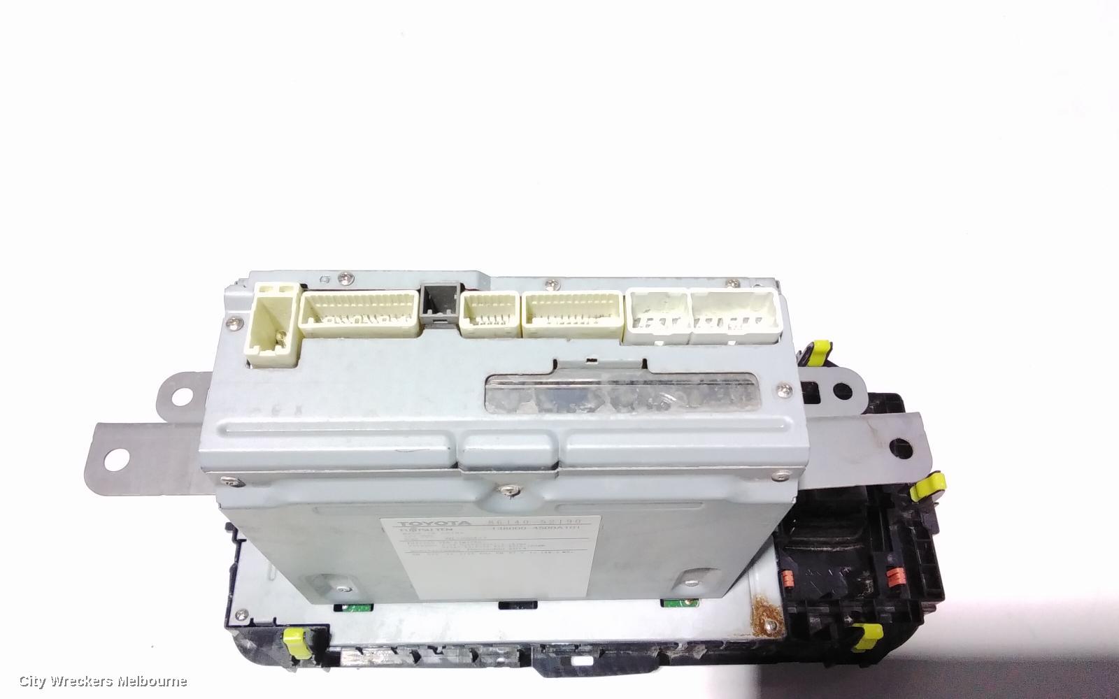 TOYOTA YARIS RADIO/CD/DVD/SAT/TV, SINGLE DISC CD PLAYER (P/N ON FACE 100338), NCP13#, 08/2011 - 12/2019