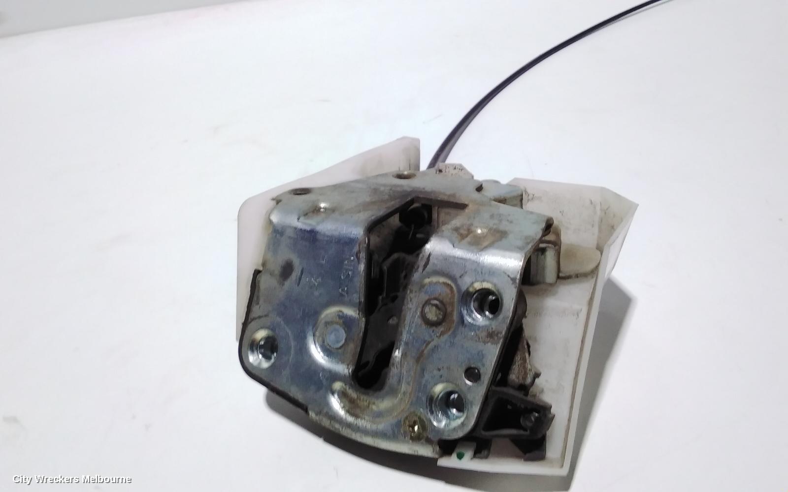 TOYOTA TARAGO DOOR/BOOT/GATE LOCK, LEFT REAR DOOR LOCK, ACR50R, 03/2006 - 06/2020