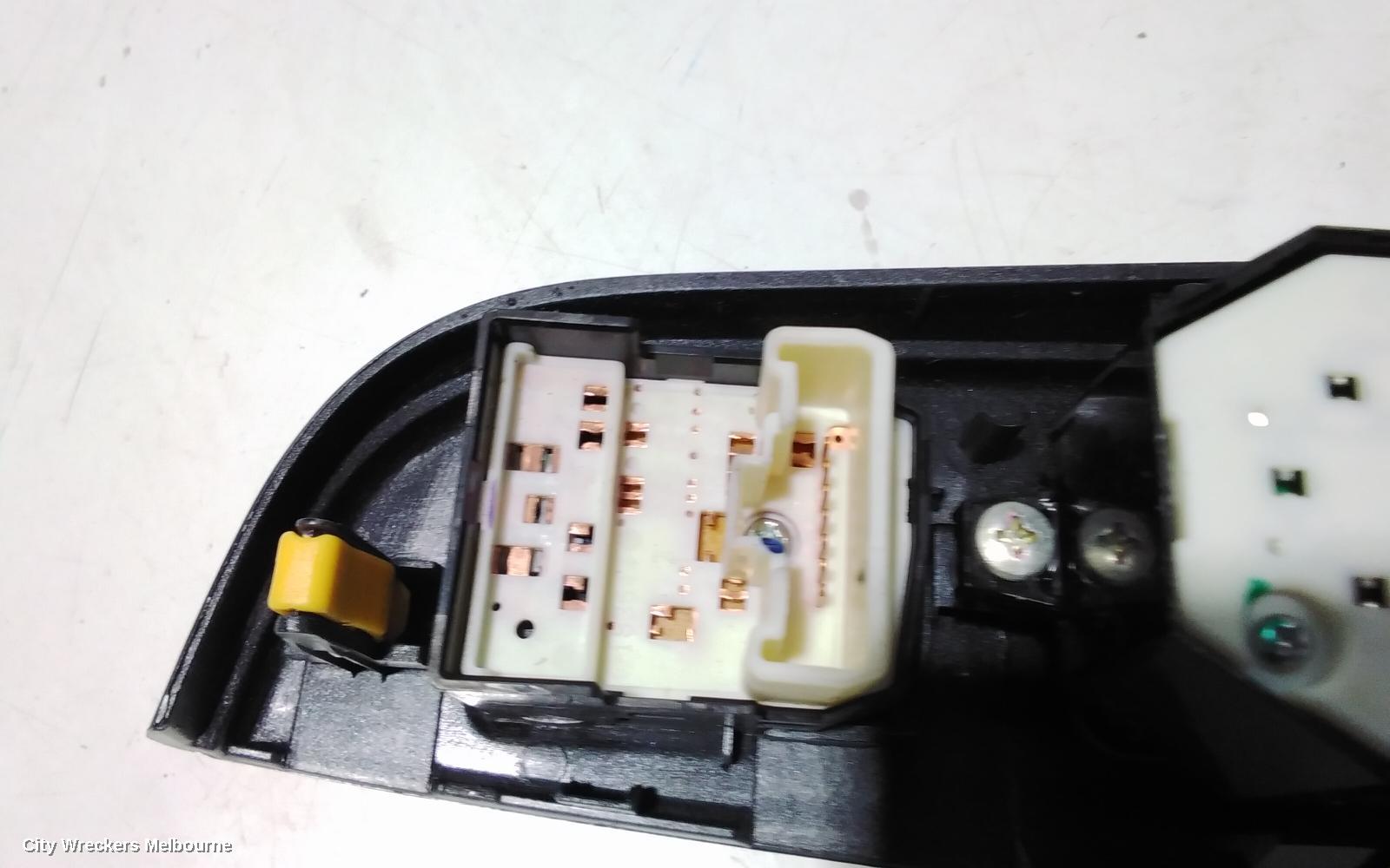 TOYOTA CAMRY PWR DR WIND SWITCH, RH FRONT (MASTER SWITCH), ASV50/AVV50, 11/2011 - 10/2017