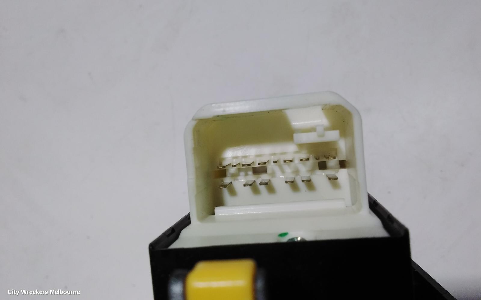 TOYOTA CAMRY PWR DR WIND SWITCH, RH FRONT (MASTER SWITCH), ASV50/AVV50, 11/2011 - 10/2017