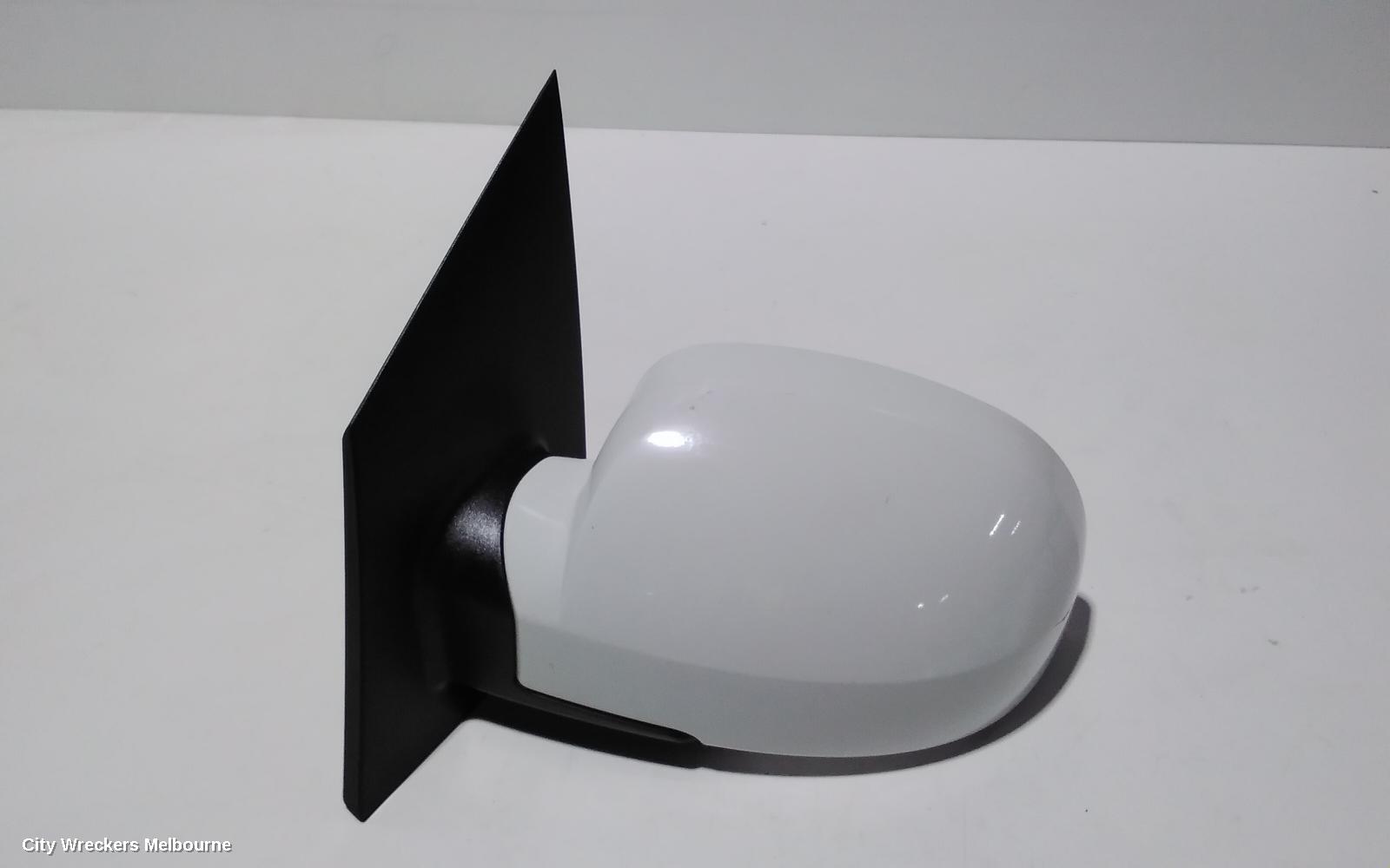 HYUNDAI GETZ LEFT DOOR MIRROR, TB, 3DR/5DR HATCH, POWER, COLOUR CODED, 09/2002 - 09/2011