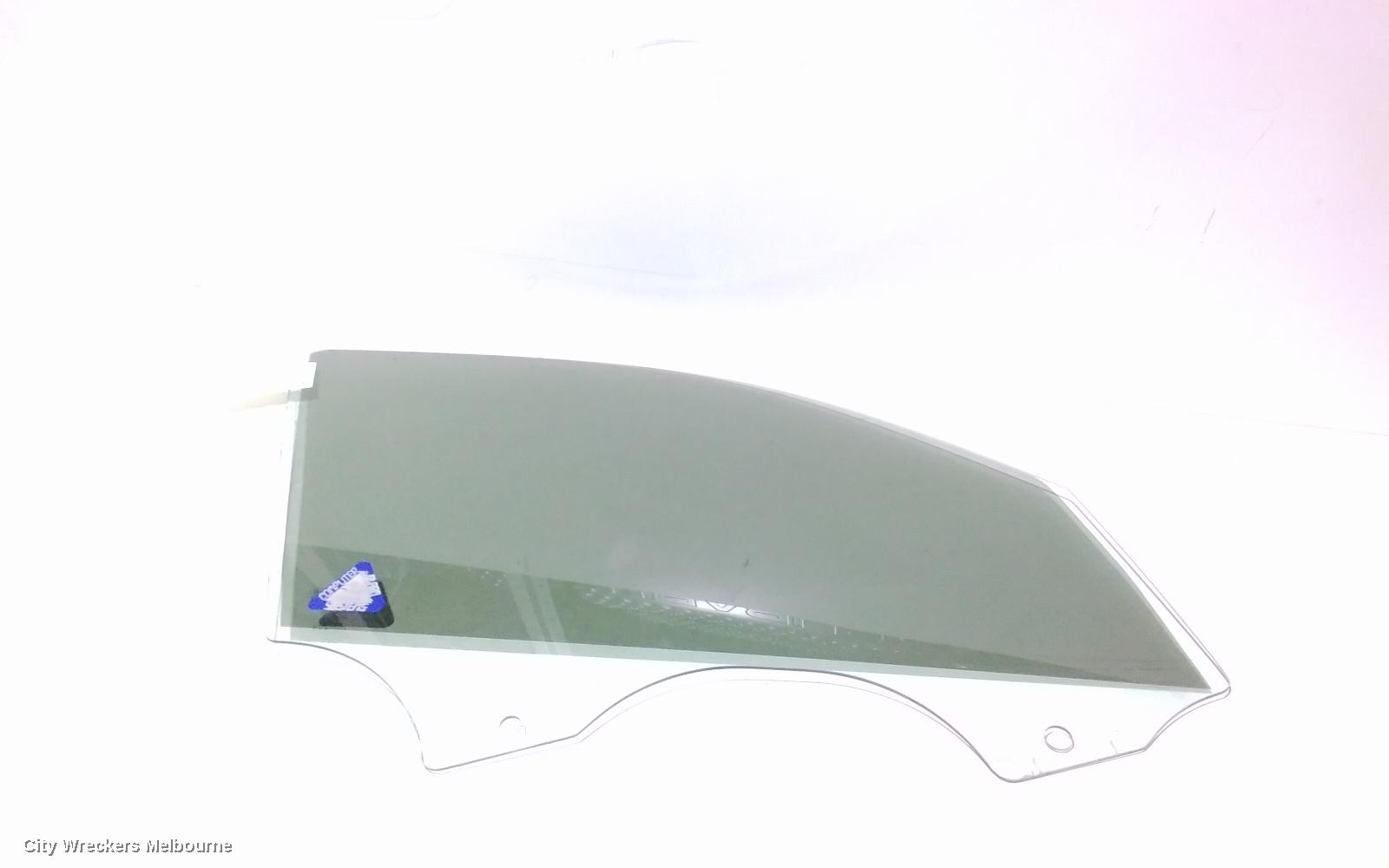 BMW X3 RIGHT FRONT DOOR WINDOW, F25, EARLY TYPE, 12/2010 - 03/2013