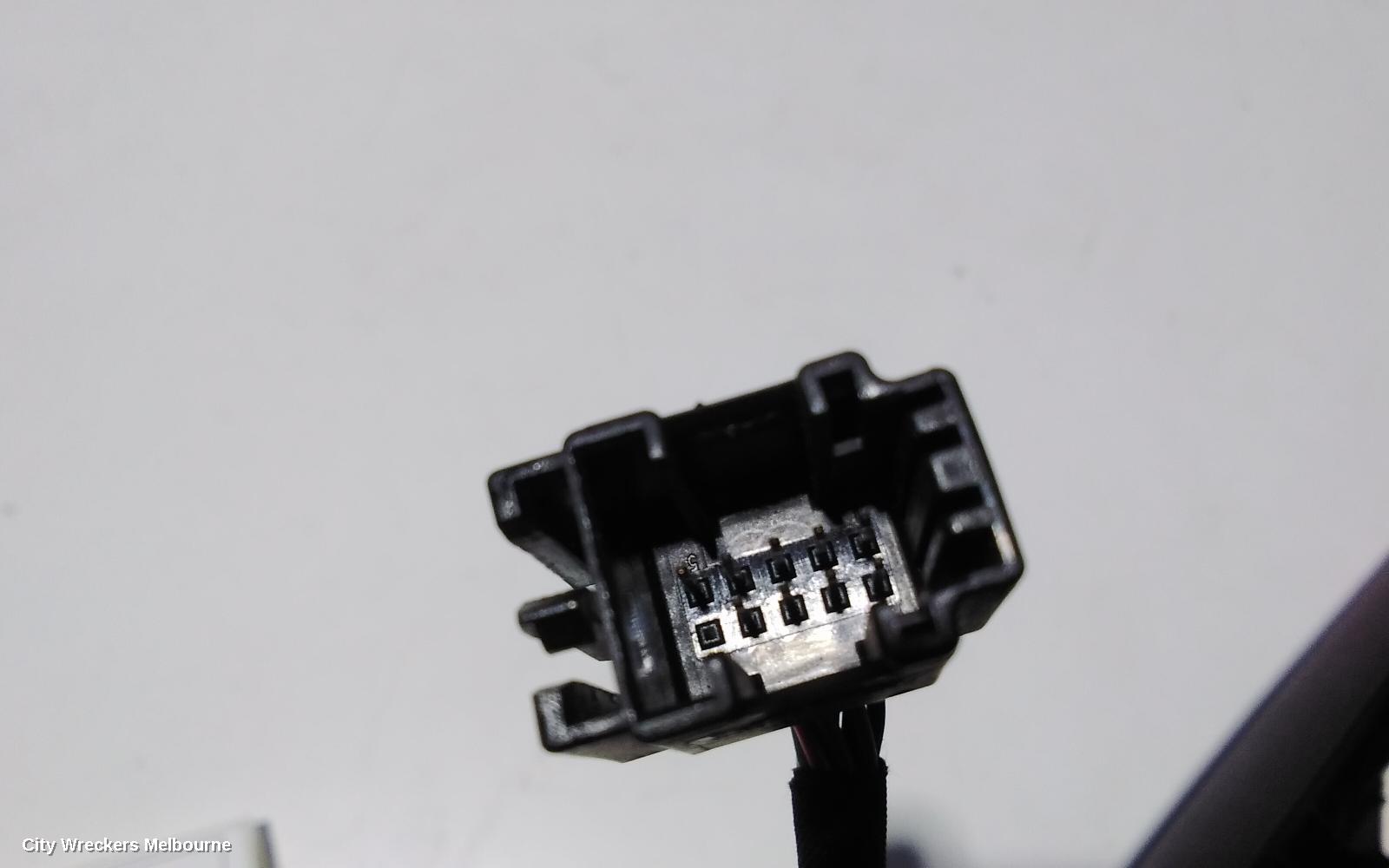BMW X3 PWR DR WIND SWITCH, RH FRONT (MASTER SWITCH), NON AUTO DIP (9 PIN), F25, 03/2011 - 07/2017