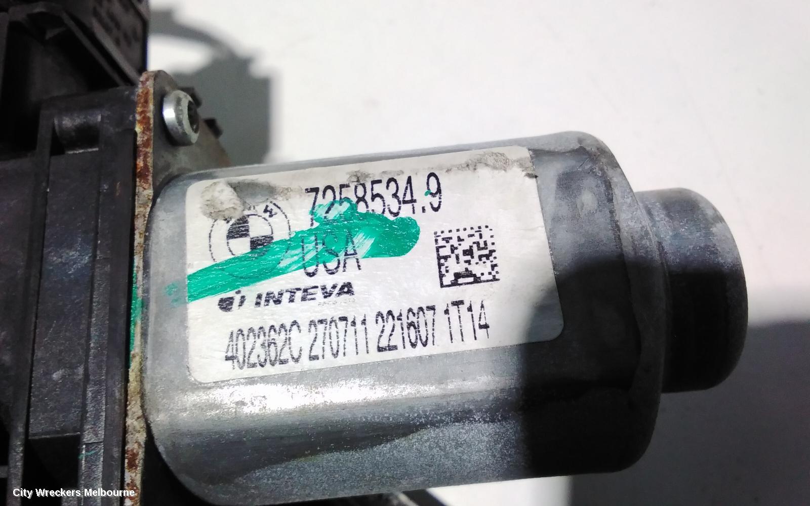 BMW X3 RIGHT FRONT WINDOW REG/MOTOR, F35, 03/2011 - 07/2017
