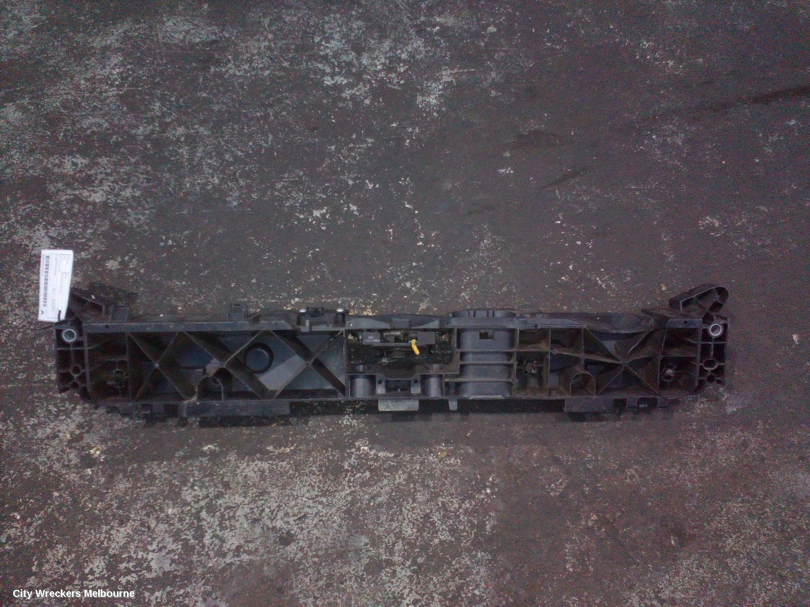 RENAULT CLIO RADIATOR SUPPORT, X98, 09/2013 - 10/2019