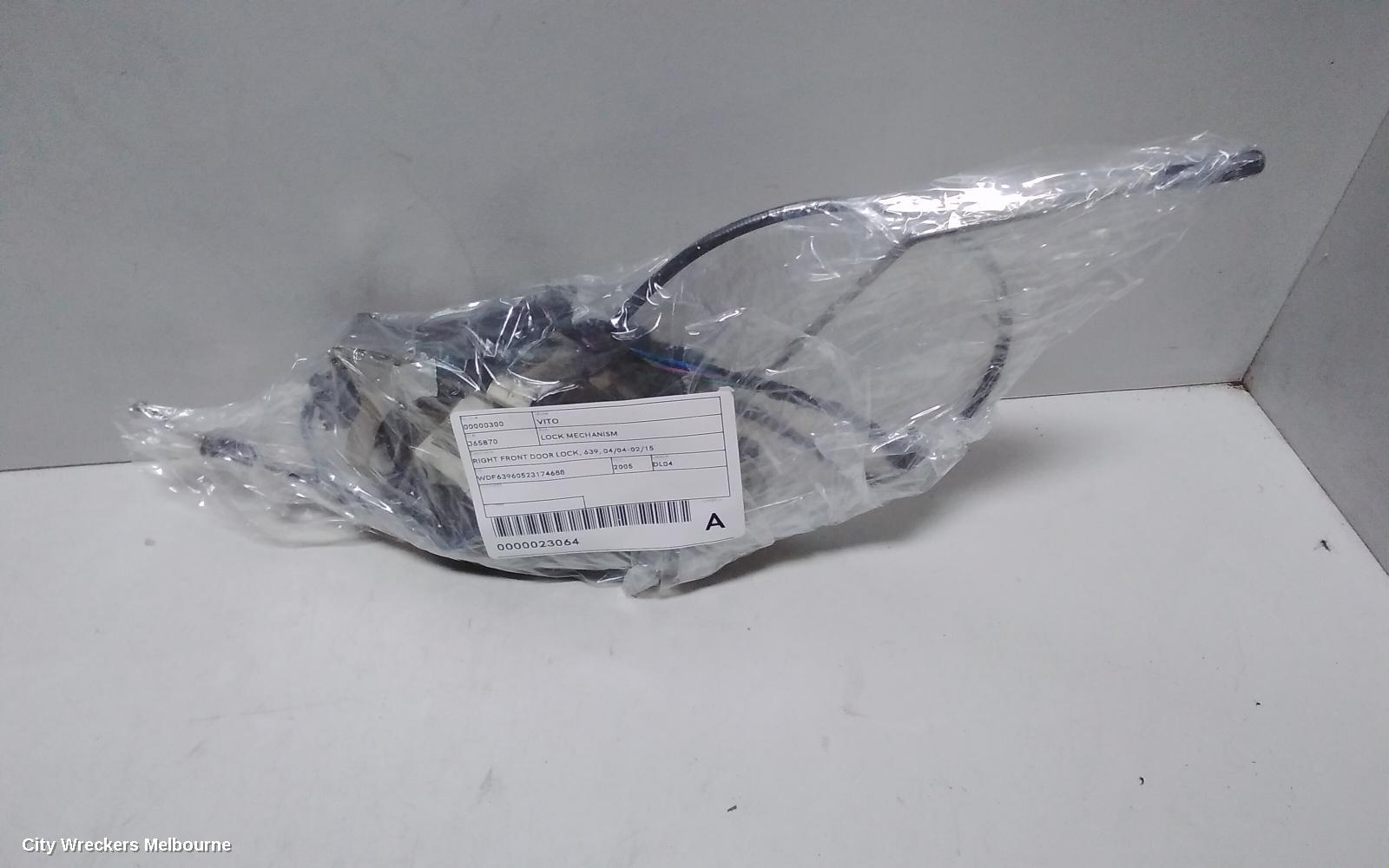 MERCEDES VITO DOOR/BOOT/GATE LOCK, RIGHT FRONT DOOR LOCK, 639, 04/2004 - 02/2015