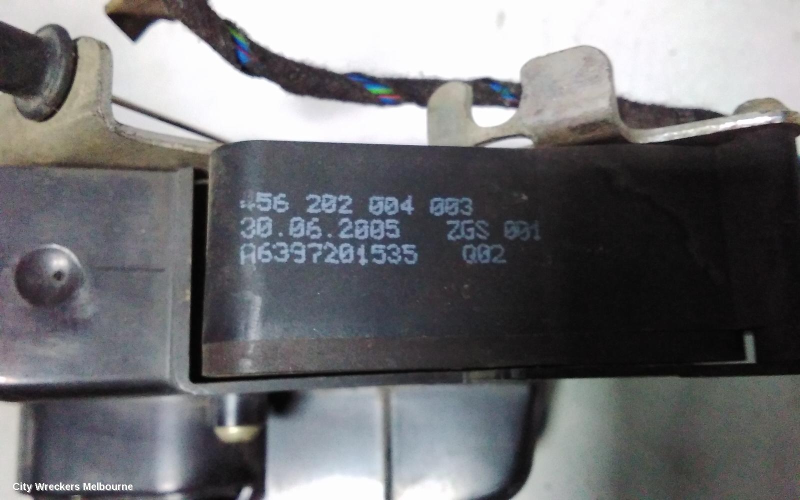 MERCEDES VITO DOOR/BOOT/GATE LOCK, RIGHT FRONT DOOR LOCK, 639, 04/2004 - 02/2015
