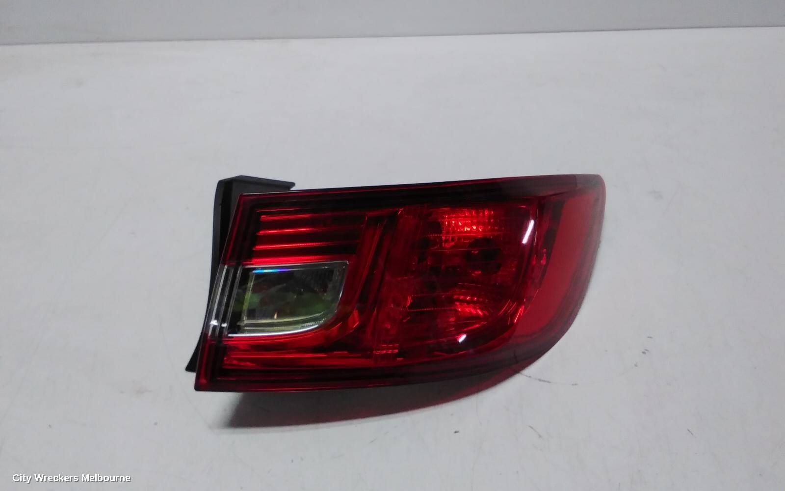 RENAULT CLIO RIGHT TAILLIGHT, X98, 09/2013 - 07/2016