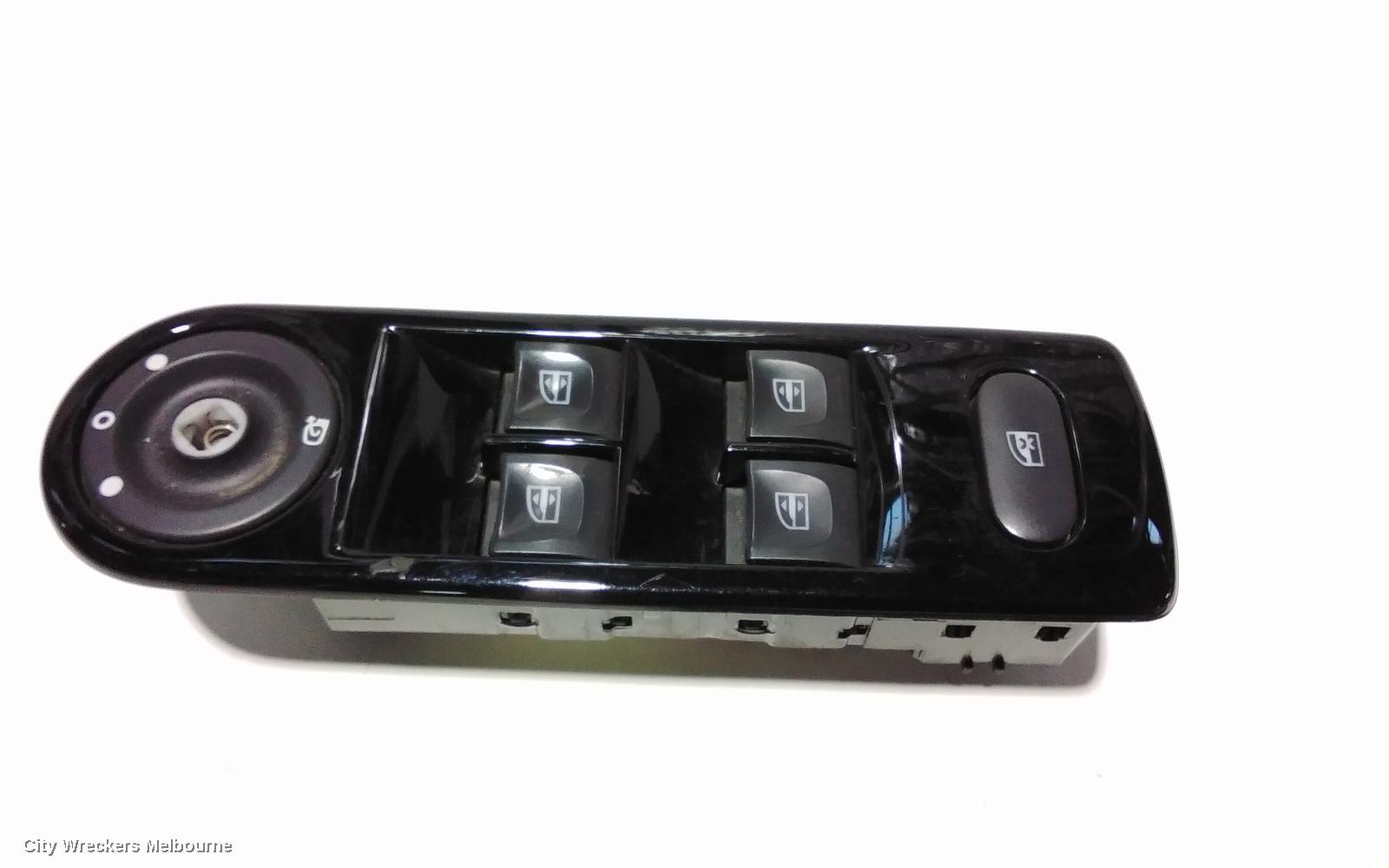 RENAULT CLIO PWR DR WIND SWITCH, RH FRONT (MASTER SWITCH), 4DR, BARE SWITCH ONLY, X98, 09/2013 - 10/2019