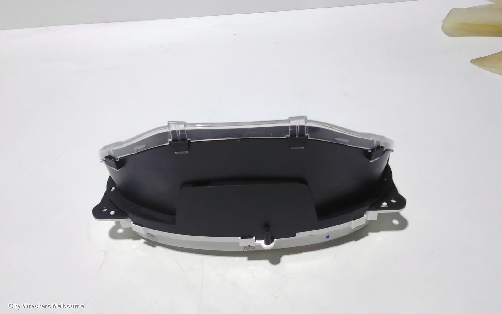 HOLDEN COLORADO INSTRUMENT CLUSTER, AUTO T/M, RG, 07/2016 - 12/2020