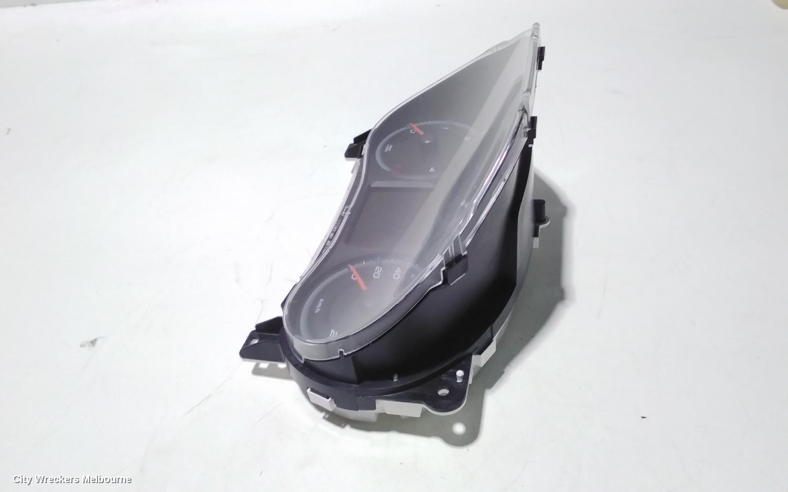 HOLDEN COLORADO INSTRUMENT CLUSTER, AUTO T/M, RG, 07/2016 - 12/2020
