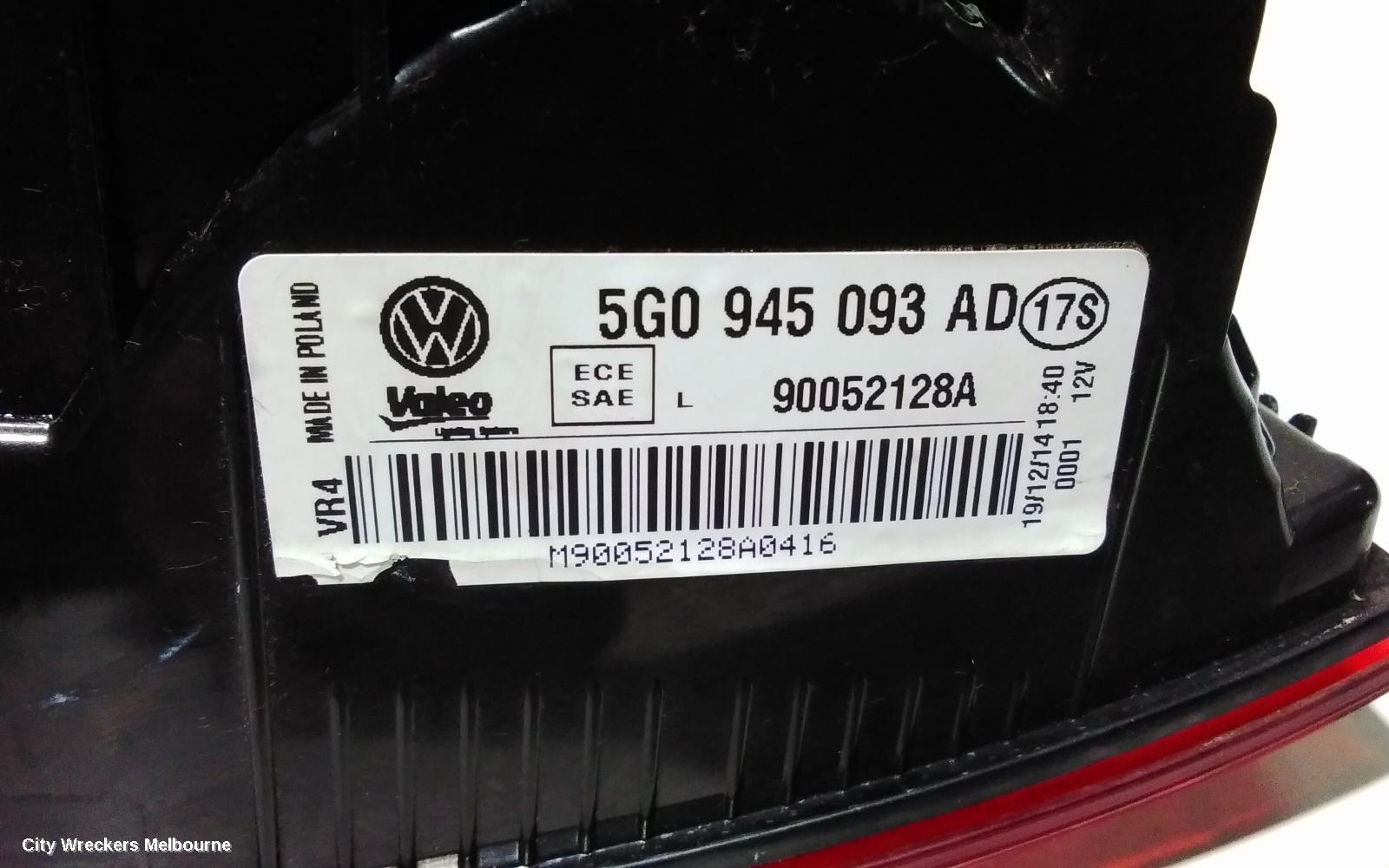 VOLKSWAGEN GOLF REAR GARNISH, TAILGATE LAMP (LH SIDE), GEN 7, HATCH, NON GTI, TINTED TYPE, 10/2013 - 03/2017