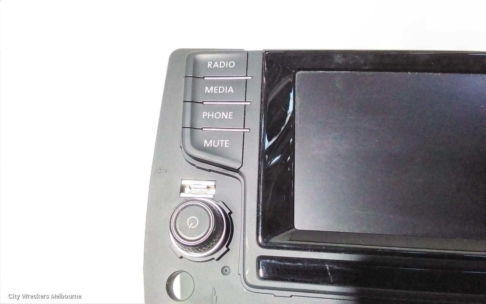 VOLKSWAGEN GOLF RADIO/CD/DVD/SAT/TV, DISPLAY SCREEN, 5.8IN, NON SAT NAV TYPE, GEN 7, 03/2013 - 03/2017