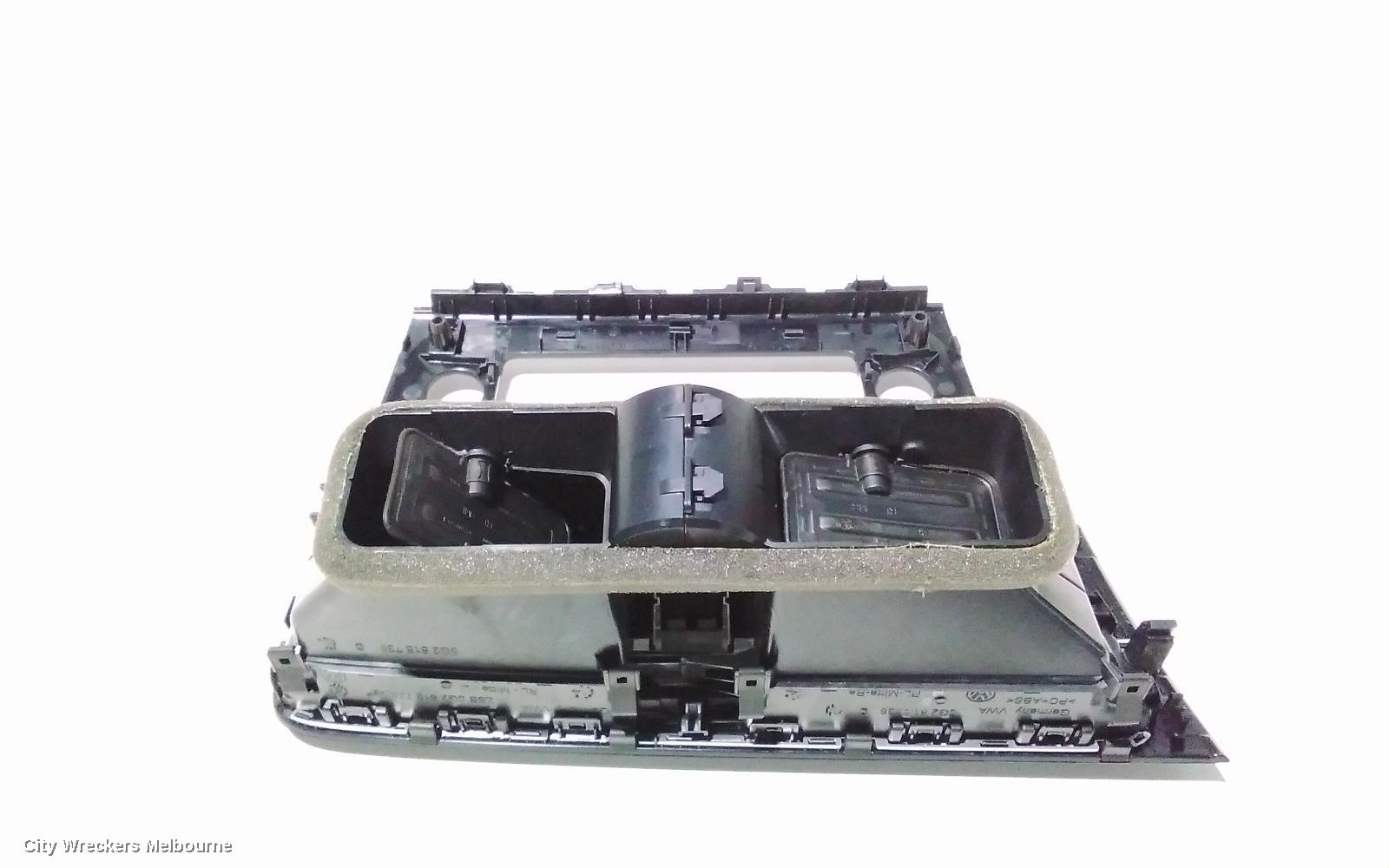 VOLKSWAGEN GOLF, GEN 7, 11/2012 - 08/2020, CENTER AIRVENT: 88300