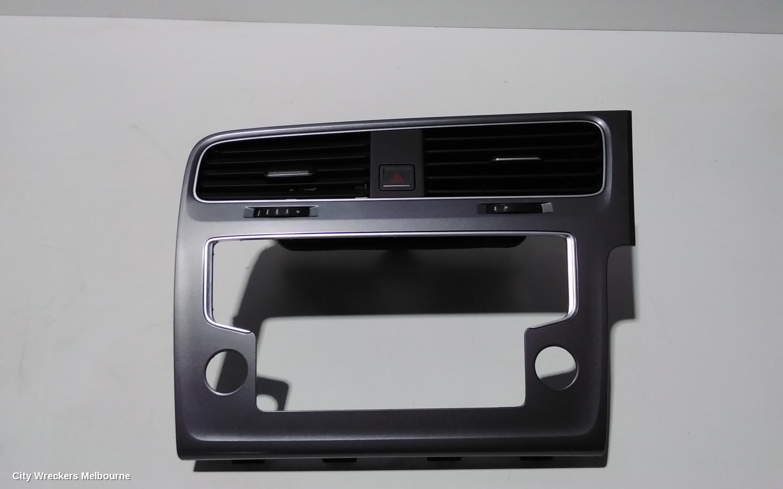 VOLKSWAGEN GOLF, GEN 7, 11/2012 - 08/2020, CENTER AIRVENT: 88300