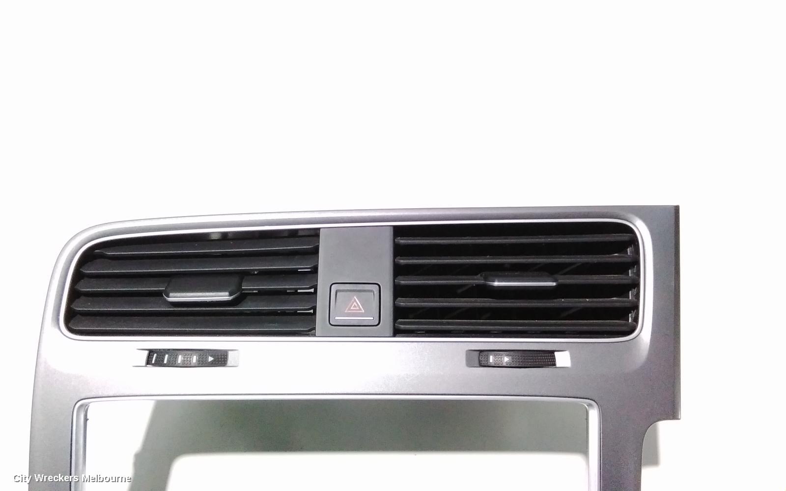 VOLKSWAGEN GOLF, GEN 7, 11/2012 - 08/2020, CENTER AIRVENT: 88300