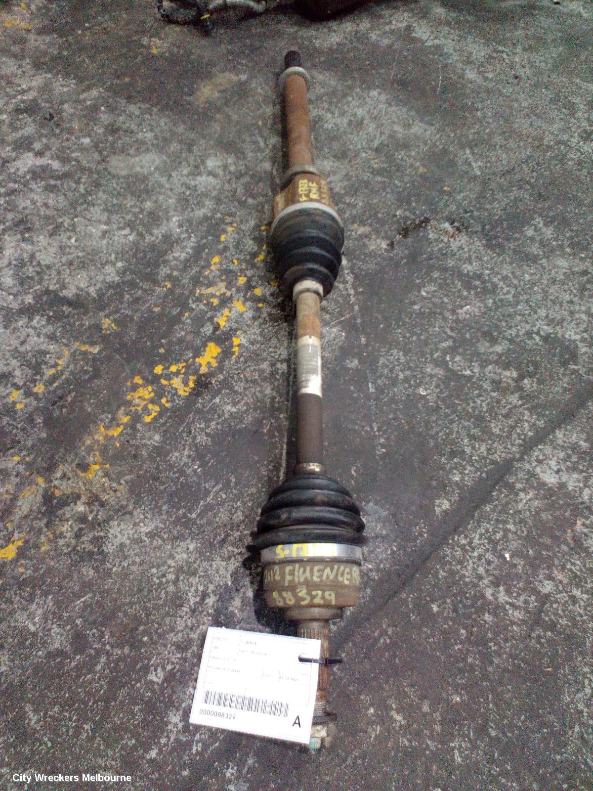 RENAULT FLUENCE RIGHT DRIVESHAFT, X38 09/2010 - 01/2016