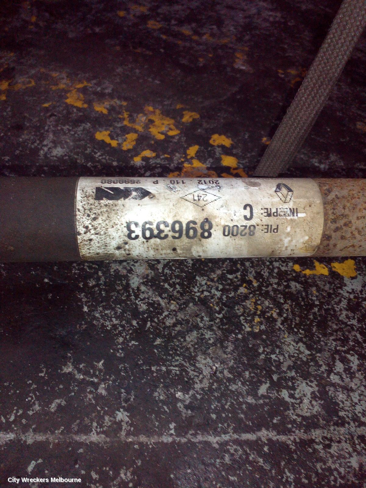 RENAULT FLUENCE RIGHT DRIVESHAFT, X38 09/2010 - 01/2016