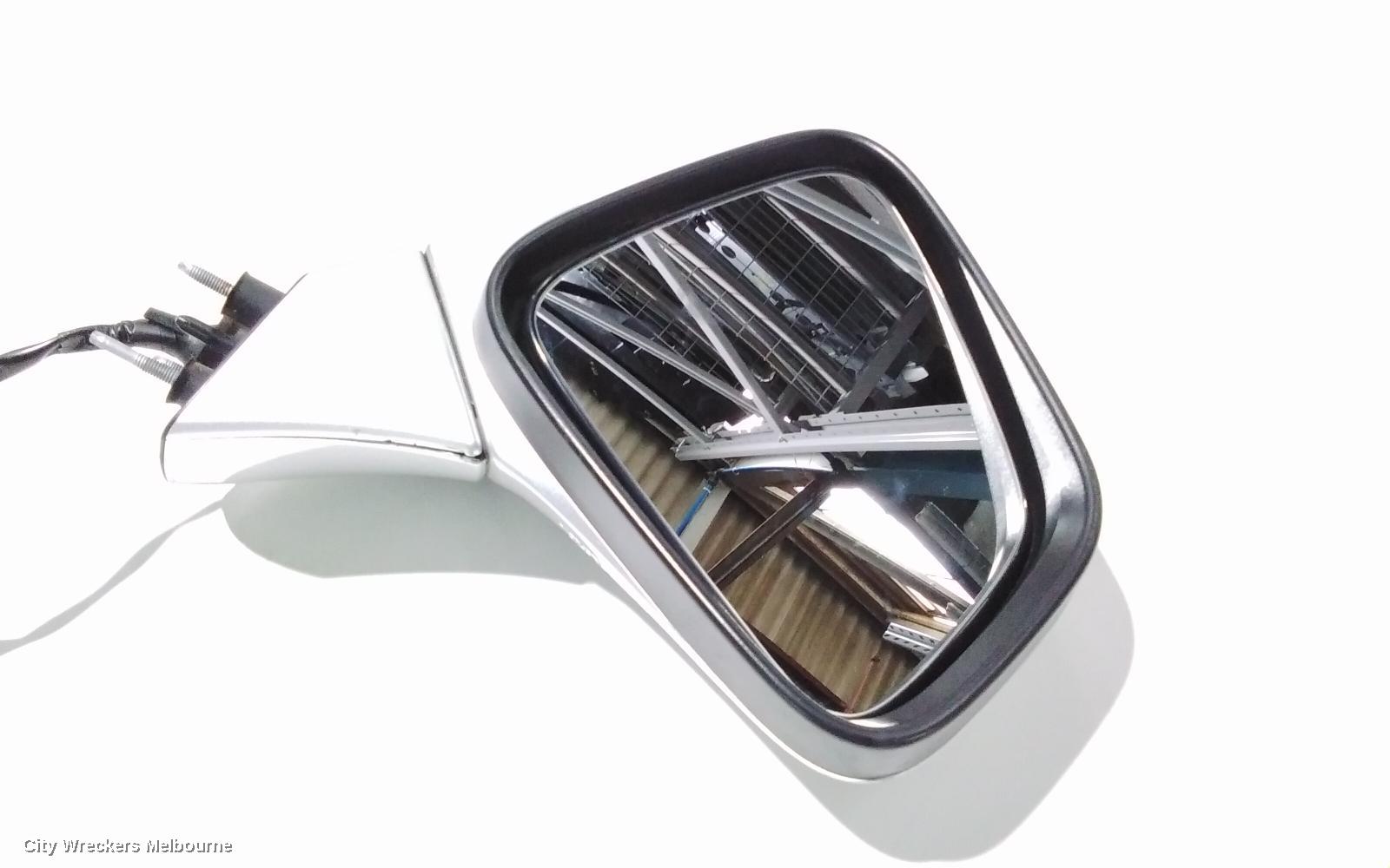 HOLDEN TRAX RIGHT DOOR MIRROR, TJ SERIES, LTZ, 08/2013 - 08/2016