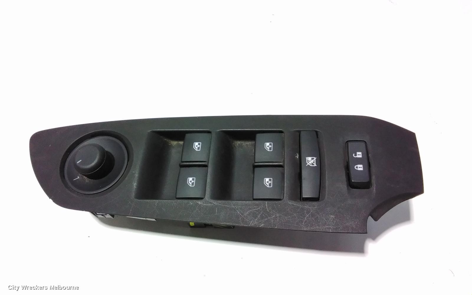 HOLDEN TRAX PWR DR WIND SWITCH, RH FRONT (MASTER SWITCH), TJ SERIES, 08/2013 - 12/2020