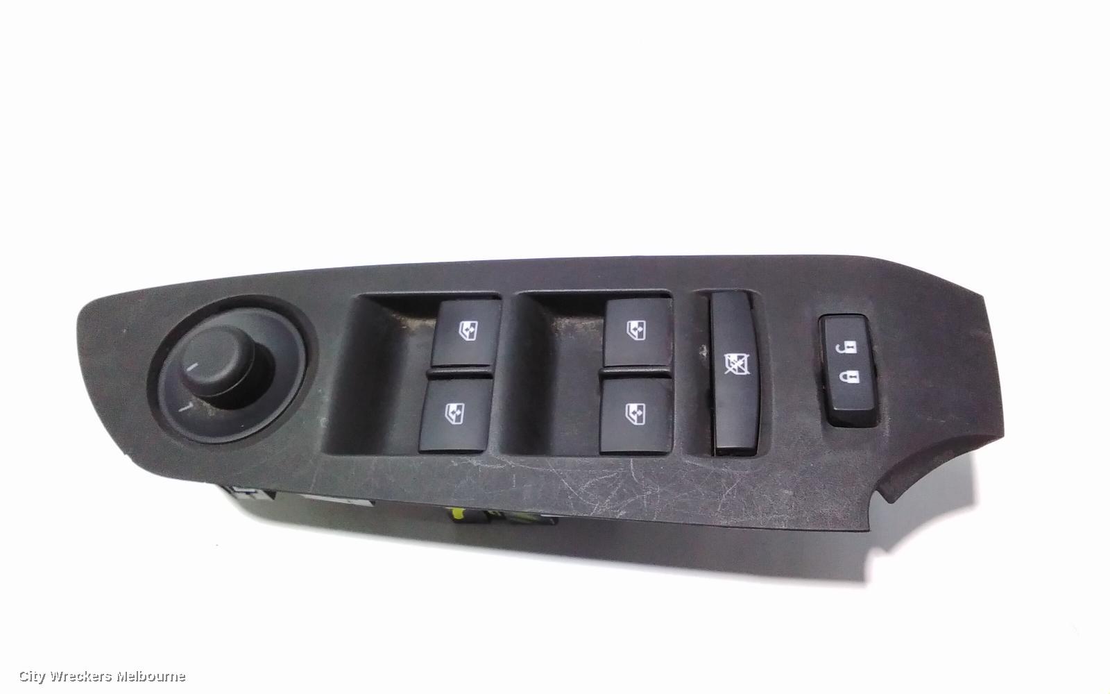 HOLDEN TRAX PWR DR WIND SWITCH, RH FRONT (MASTER SWITCH), TJ SERIES, 08/2013 - 12/2020