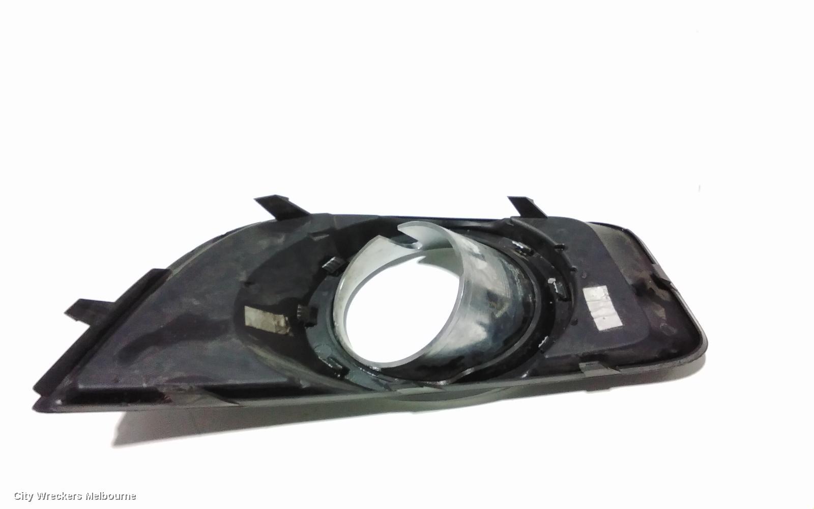 HOLDEN CRUZE LEFT INDICATOR/FOG/SIDE, BUMPER FOGLAMP, JG-JH, 03/2009 - 12/2014