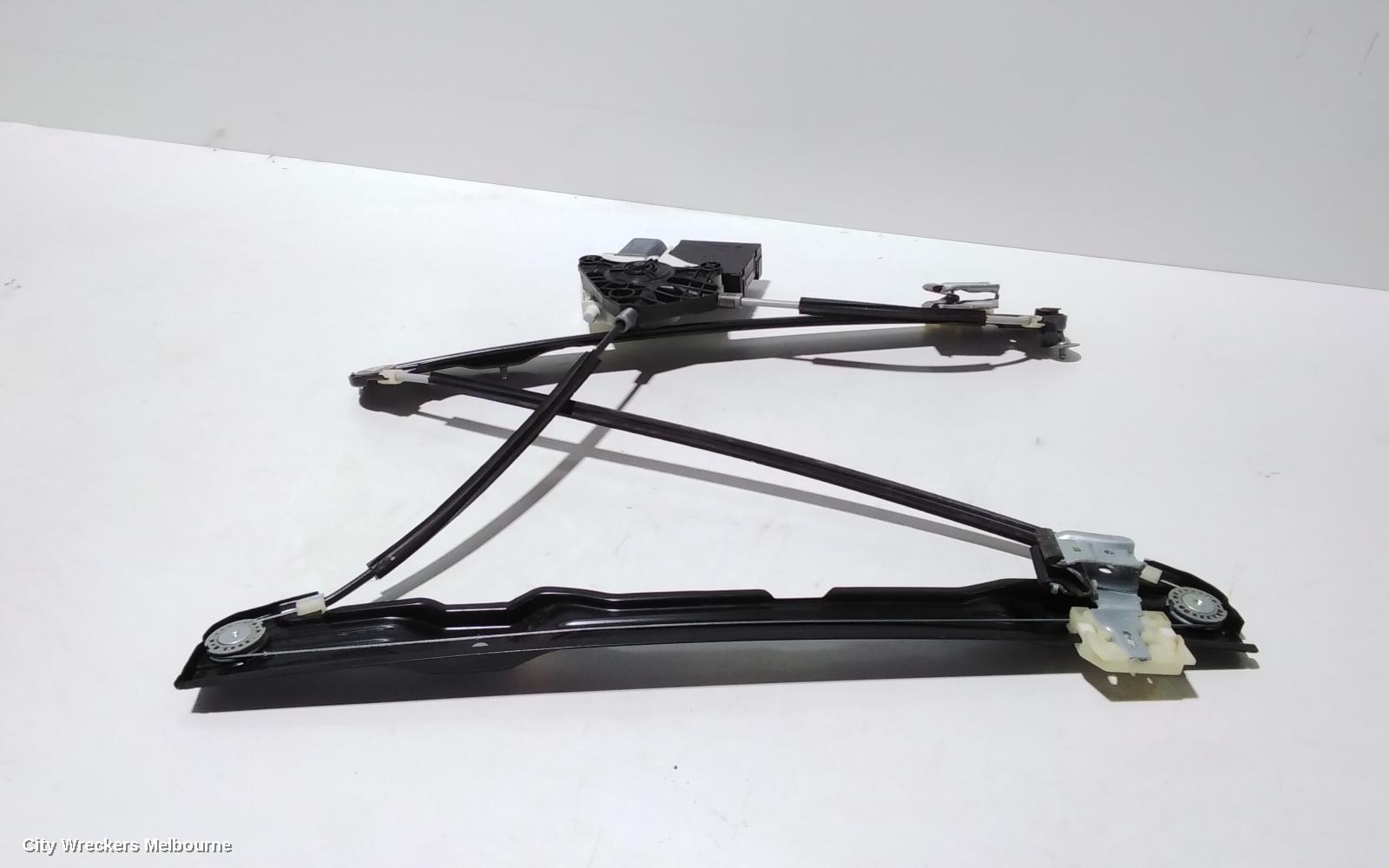 VOLKSWAGEN CADDY RIGHT FRONT WINDOW REG/MOTOR, 2KN, POWER, 12/2015 - 02/2021