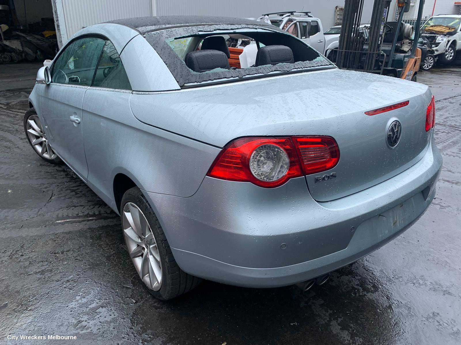 VOLKSWAGEN EOS RIGHT INDICATOR/FOG/SIDE, BUMPER FOGLAMP, 1F, 02/2007 - 04/2011