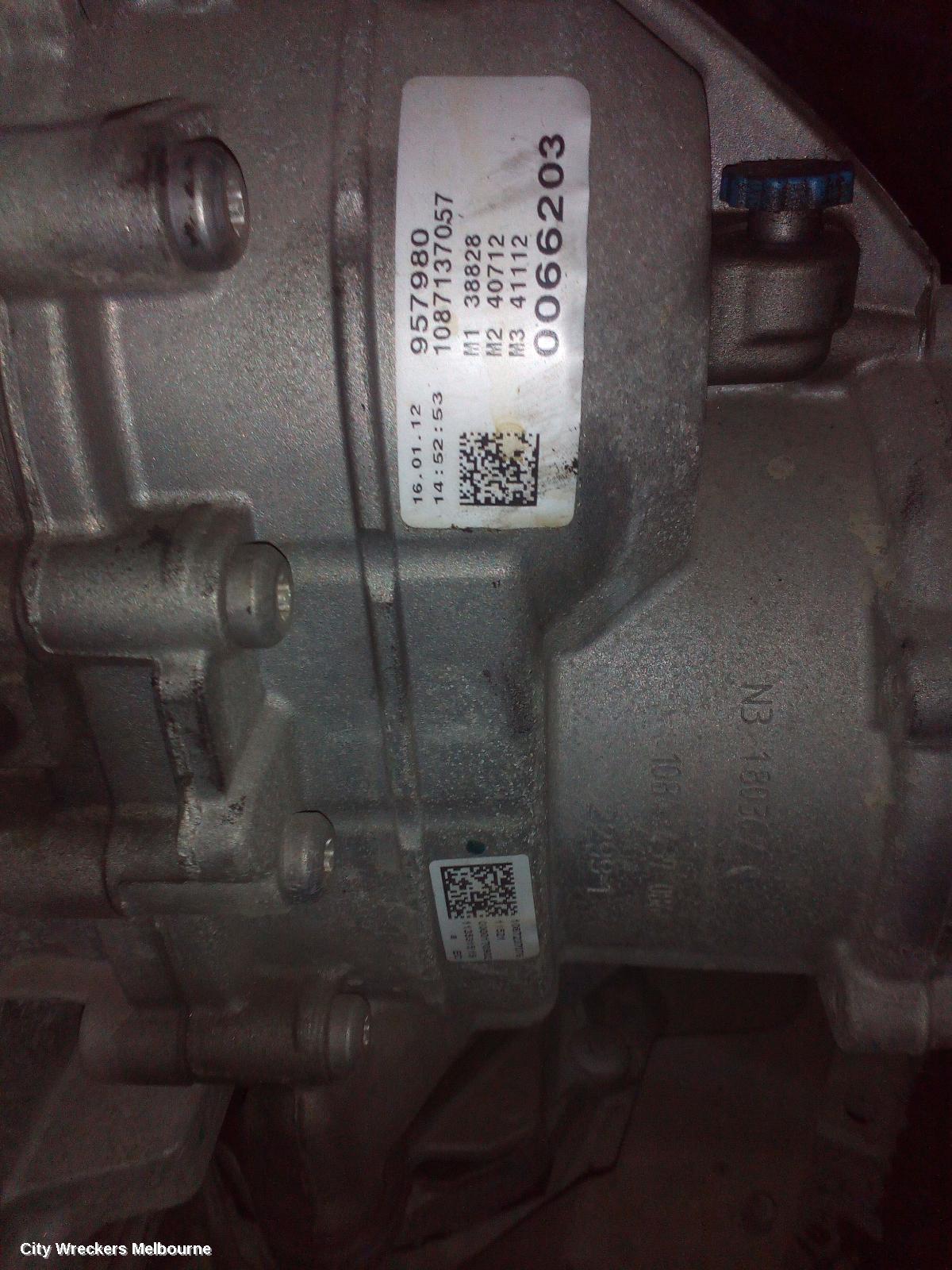 AUDI Q5 TRANS/GEARBOX, AUTO, PETROL, 2.0, TURBO, 8R, NXX CODE, 03/2009 - 10/2012