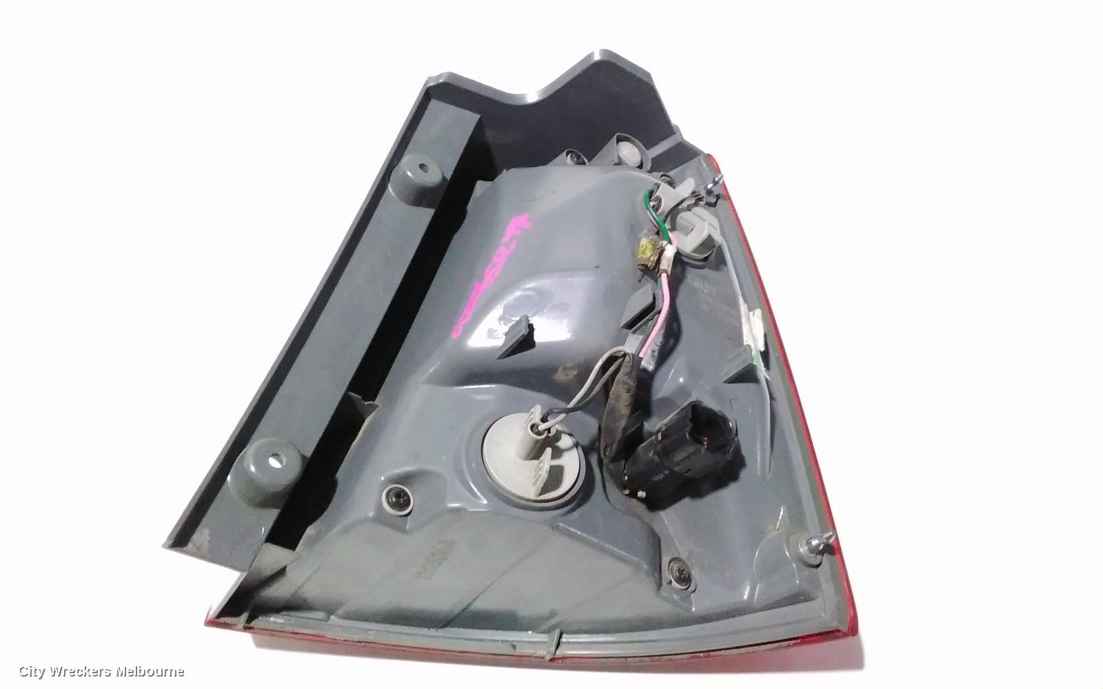 KIA SORENTO LEFT TAILLIGHT, XM, STANDARD TYPE, 10/2009 - 09/2012
