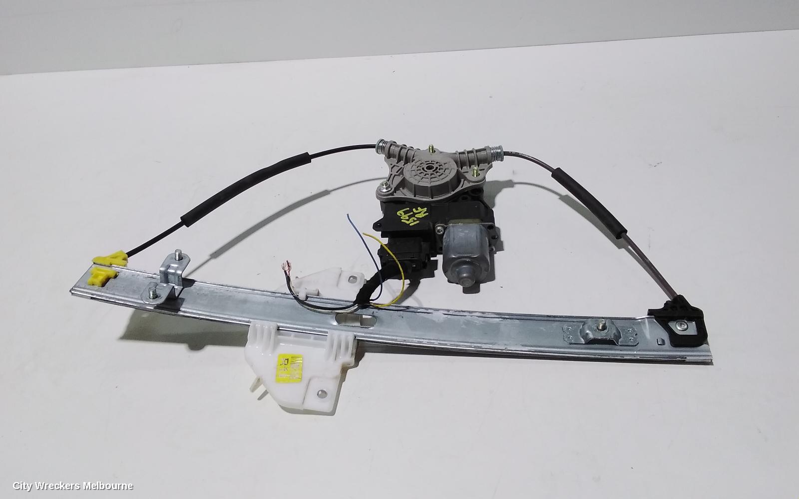 KIA RIO RIGHT FRONT WINDOW REG/MOTOR, YB, 12/2016 - 06/2023