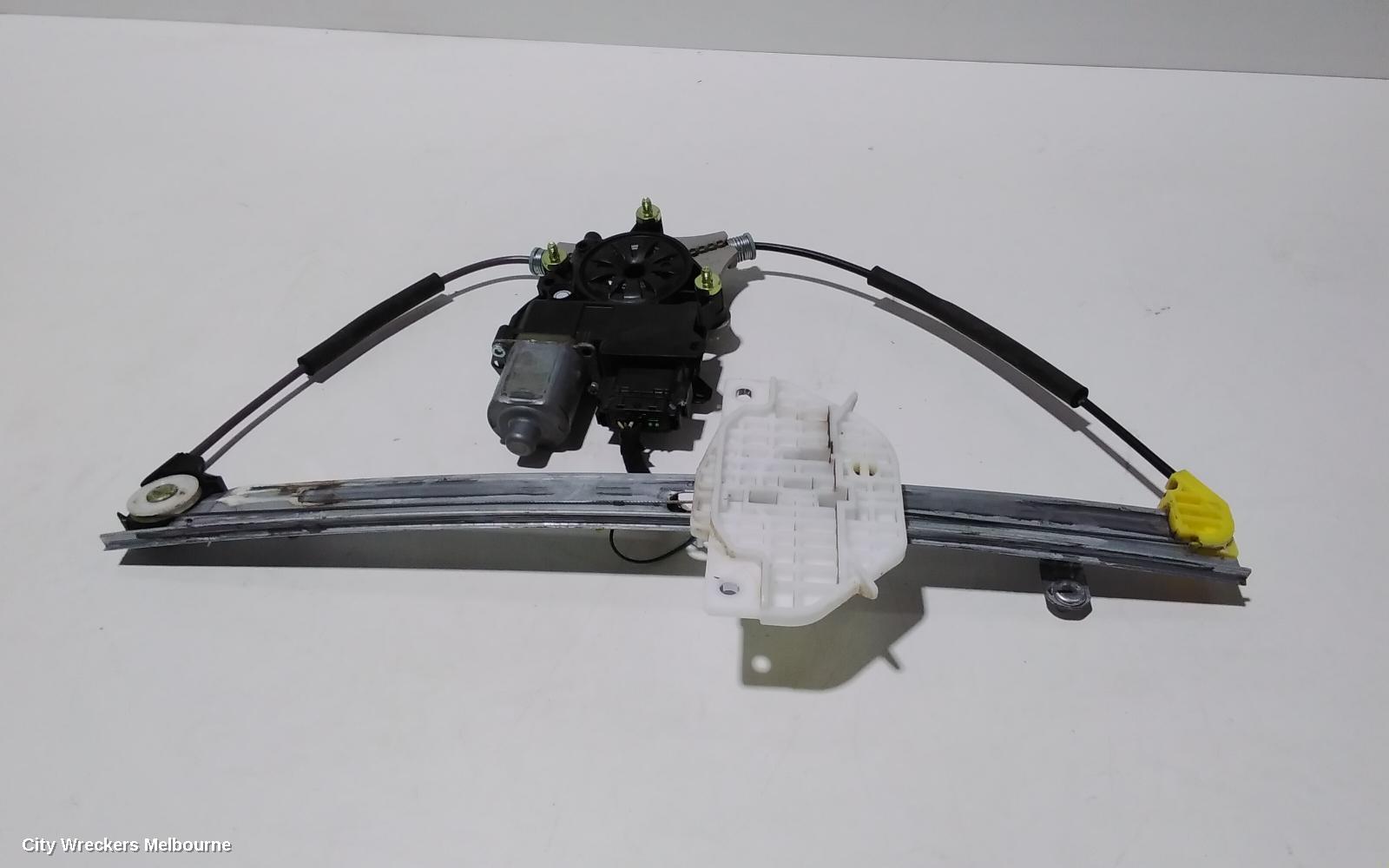 KIA RIO RIGHT FRONT WINDOW REG/MOTOR, YB, 12/2016 - 06/2023