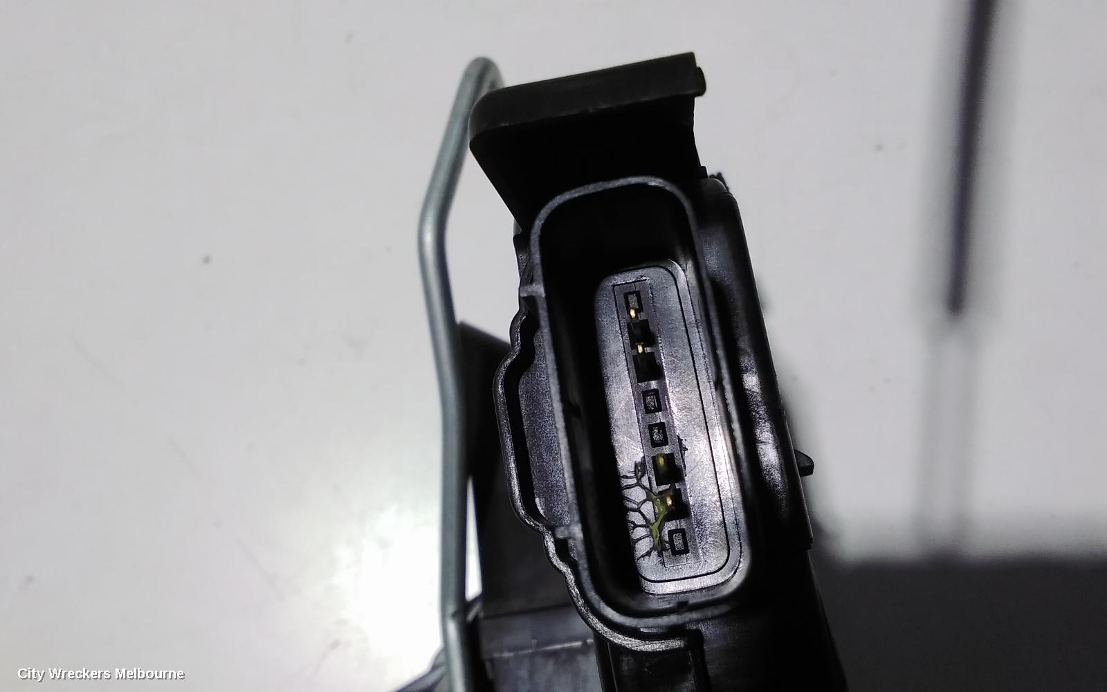 KIA RIO DOOR/BOOT/GATE LOCK, RIGHT FRONT DOOR LOCK, YB, 12/2016 ONWARDS