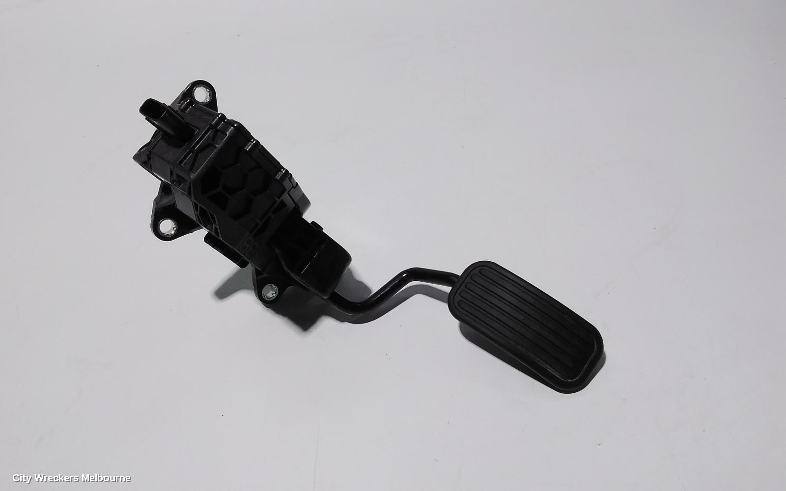 TOYOTA COROLLA PEDAL ASSEMBLY, E210, ACCELERATOR PEDAL, 07/2018 ONWARDS
