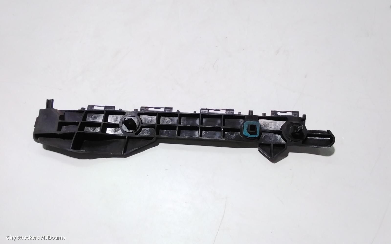TOYOTA COROLLA, ZRE182R 10/2012 - 06/2018, RHR BAR SLIDE: 88568