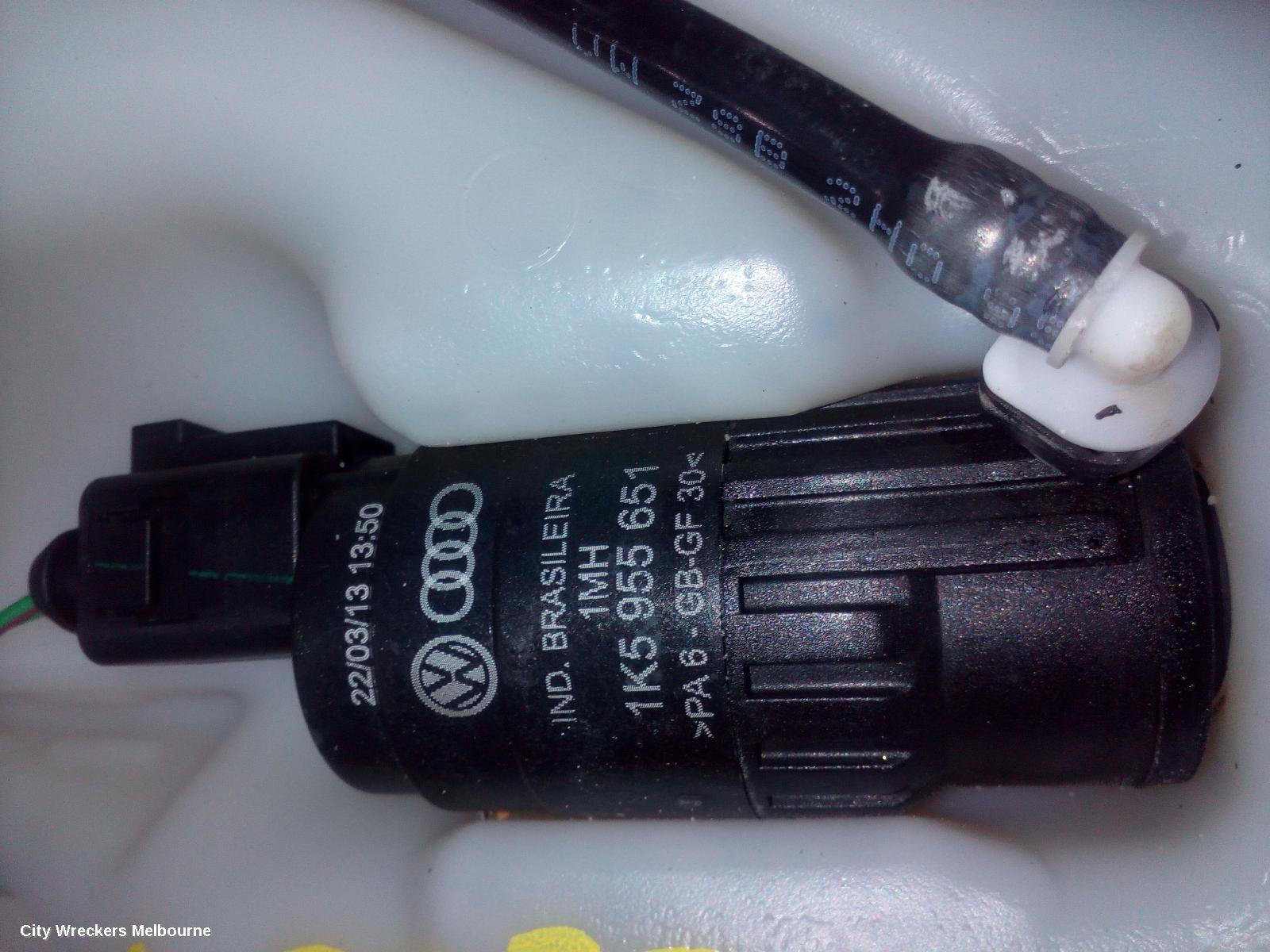 VOLKSWAGEN AMAROK WASHER BOTTLE, 2H, 12/2010 ONWARDS