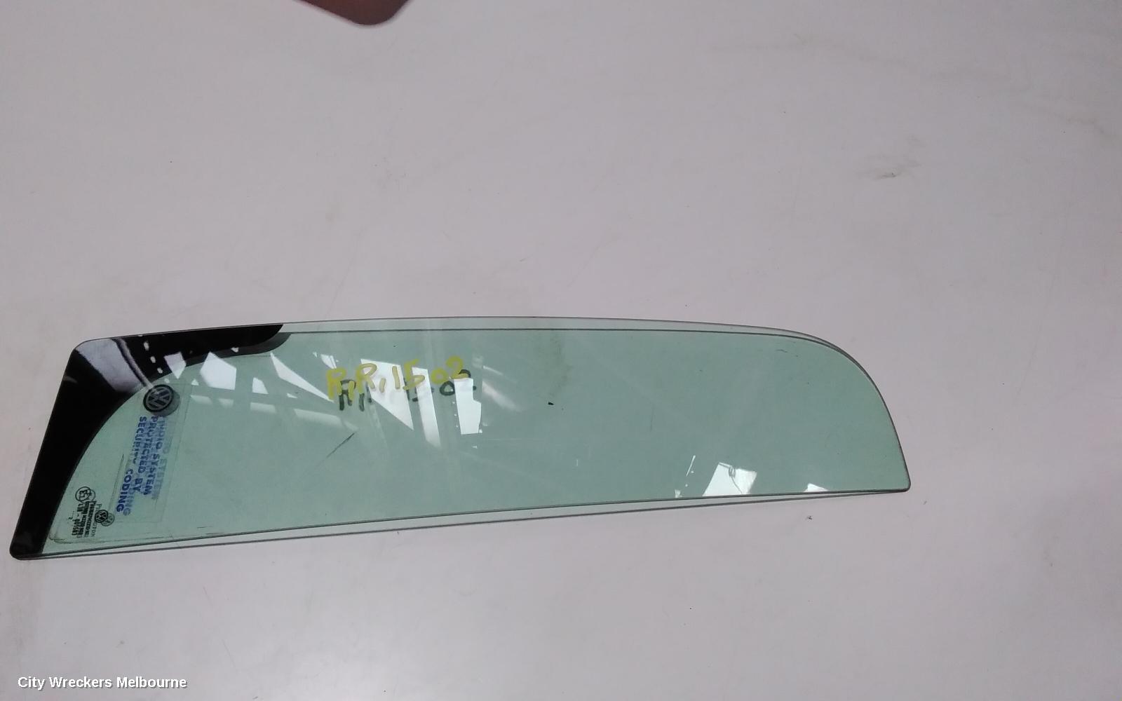VOLKSWAGEN AMAROK RIGHT REAR 1/4 DOOR GLASS, 2H, 12/2010 ONWARDS