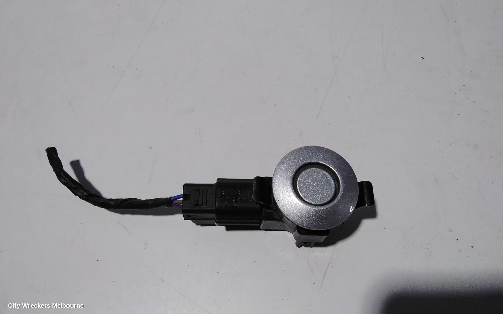 HOLDEN CAPTIVA, CG SERIES 2 03/2011 - 06/2018, PARKING SENSOR: 88647