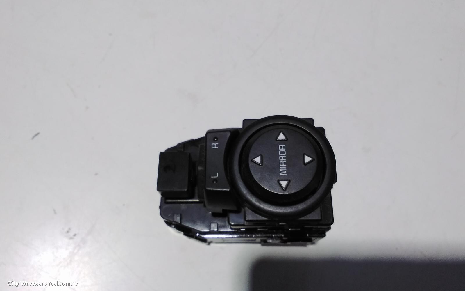 KIA RIO, YB, 12/2016 - 06/2023, MIRROR SWITCH: 88653