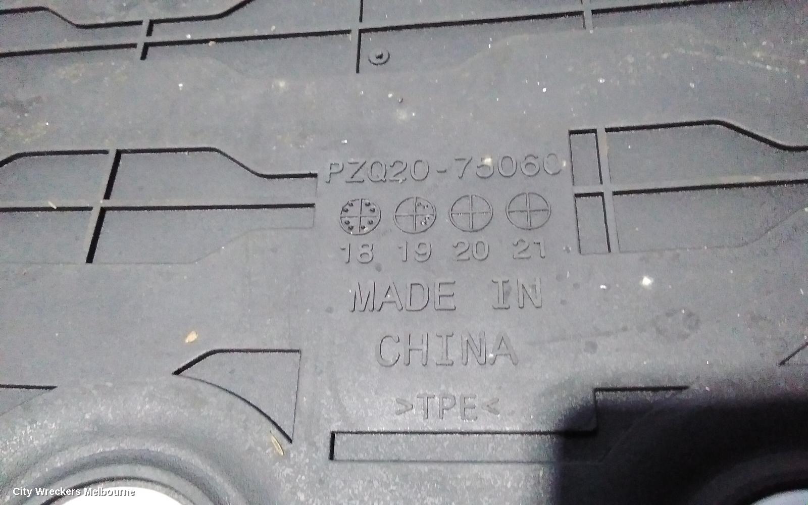 TOYOTA HIACE FLOOR MATS, 300 SERIES, 02/2019 ONWARDS