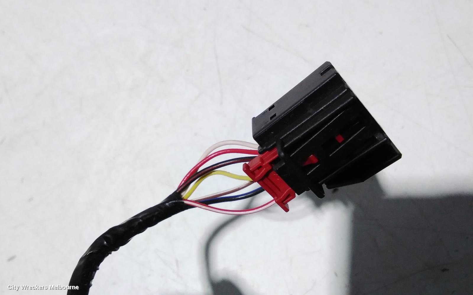 AUDI Q5 LEFT TAILLIGHT, IN TAILGATE, 8R, LED TYPE, 03/2009 - 09/2012