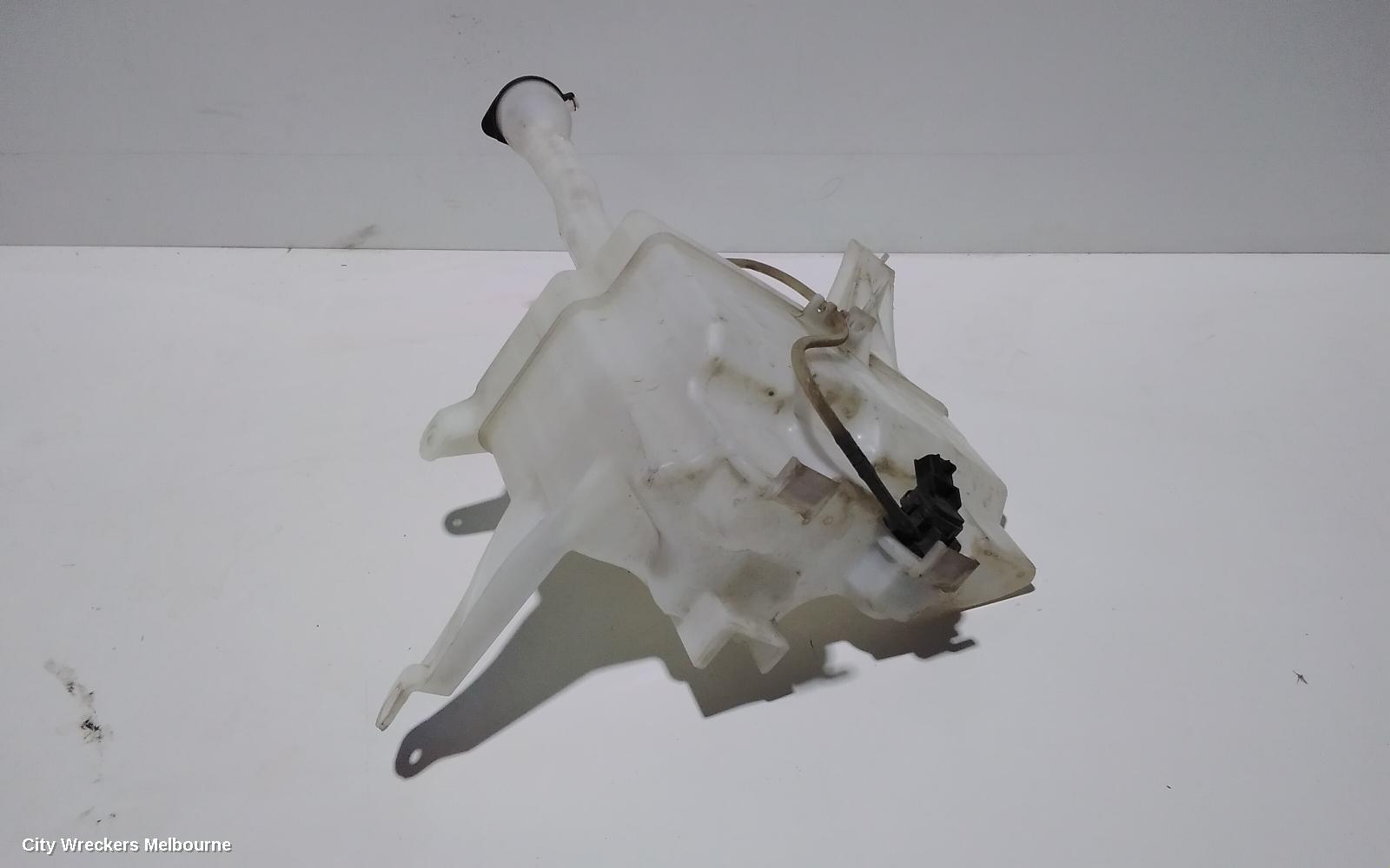 TOYOTA CAMRY WASHER BOTTLE, ASV50/AVV50, 12/2011 - 10/2017