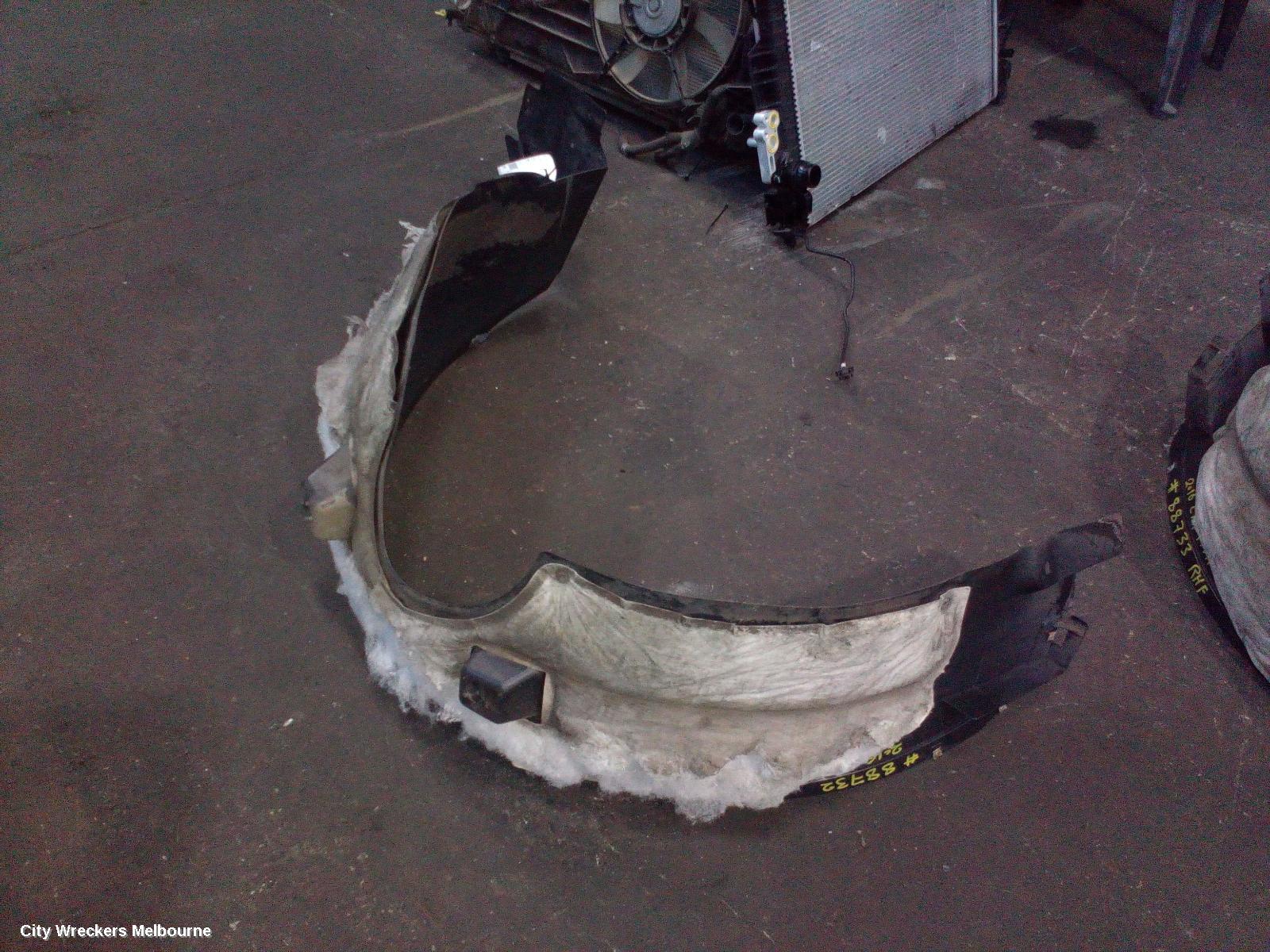 HOLDEN CAPTIVA LEFT GUARD LINER, CG, FRONT, 10/2015 - 06/2018