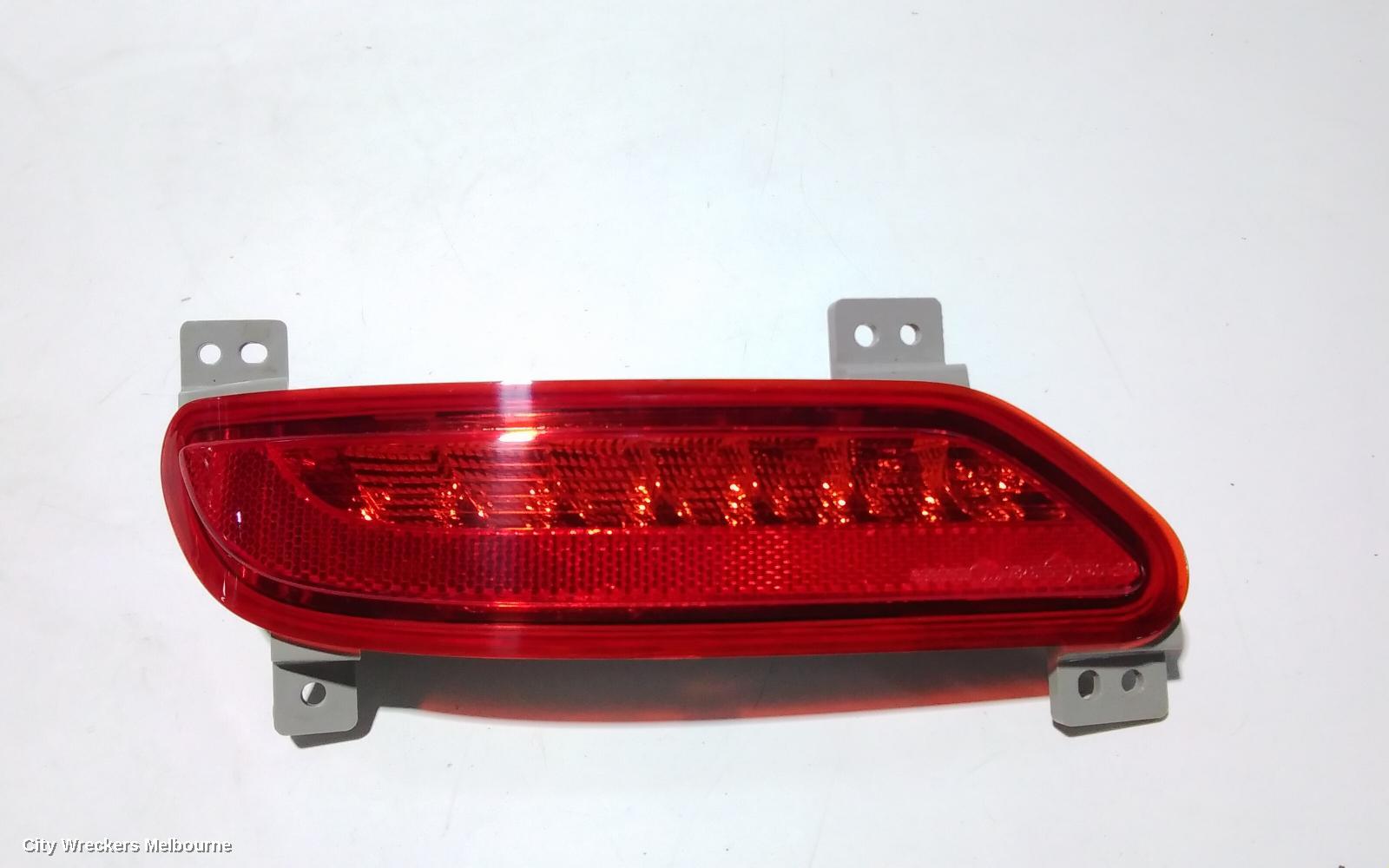 HOLDEN CAPTIVA RIGHT TAILLIGHT, CG, CAPTIVA 7, (VIN KL3C), BUMPER REFLECTOR, 10/2015 - 06/2018