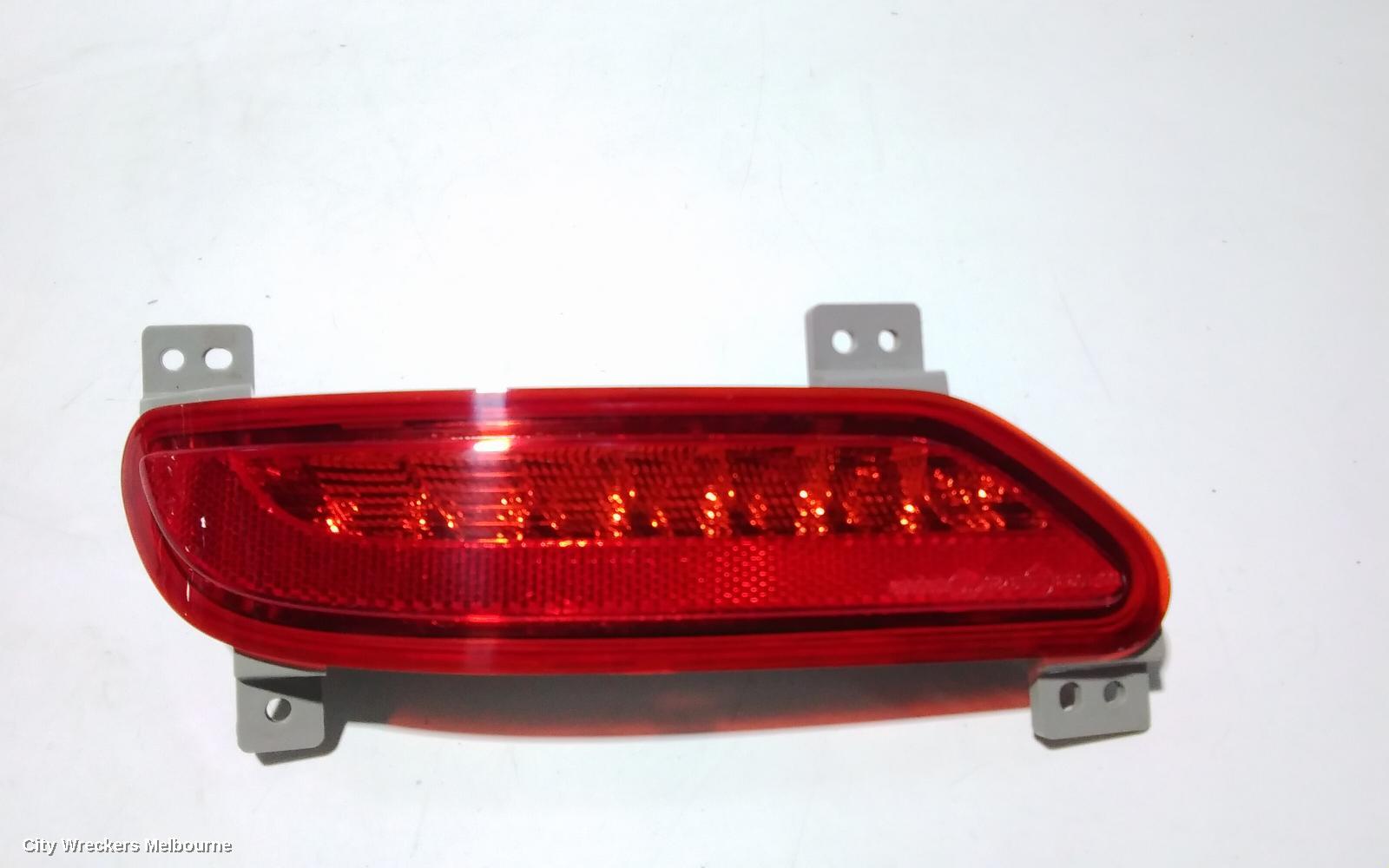 HOLDEN CAPTIVA RIGHT TAILLIGHT, CG, CAPTIVA 7, (VIN KL3C), BUMPER REFLECTOR, 10/2015 - 06/2018