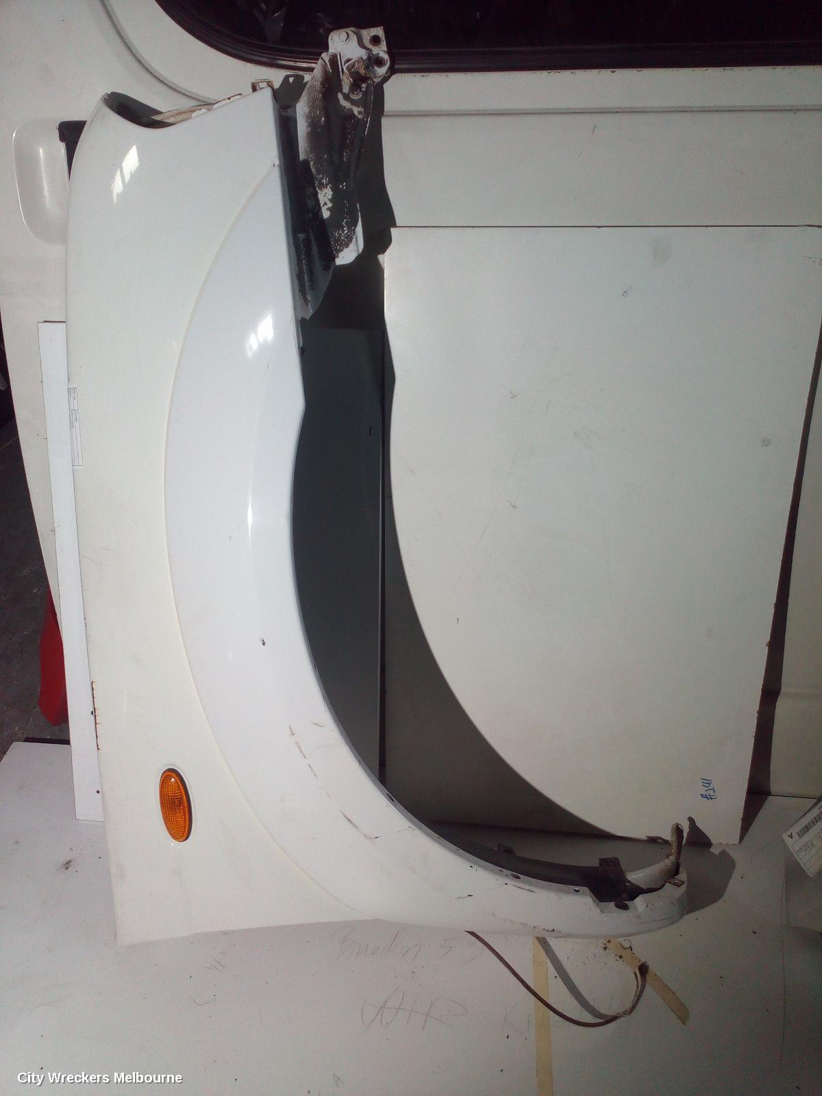 NISSAN NAVARA RIGHT GUARD, D22, FLARED TYPE, 12/2008 - 08/2015