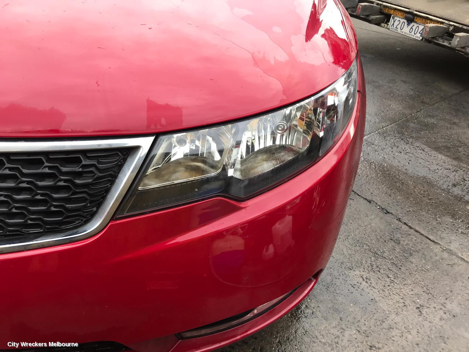 KIA CERATO WASHER BOTTLE, TD, HATCH/SEDAN, NON LEVEL SENSOR TYPE, 01/2009 - 03/2013