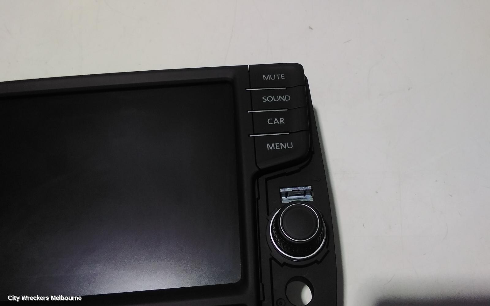VOLKSWAGEN CRAFTER RADIO/CD/DVD/SAT/TV, DISPLAY UNIT, 8IN, TOUCHSCREEN, SY1, 08/2017 ONWARDS