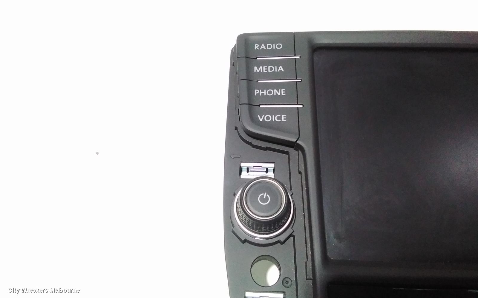 VOLKSWAGEN CRAFTER RADIO/CD/DVD/SAT/TV, DISPLAY UNIT, 8IN, TOUCHSCREEN, SY1, 08/2017 ONWARDS